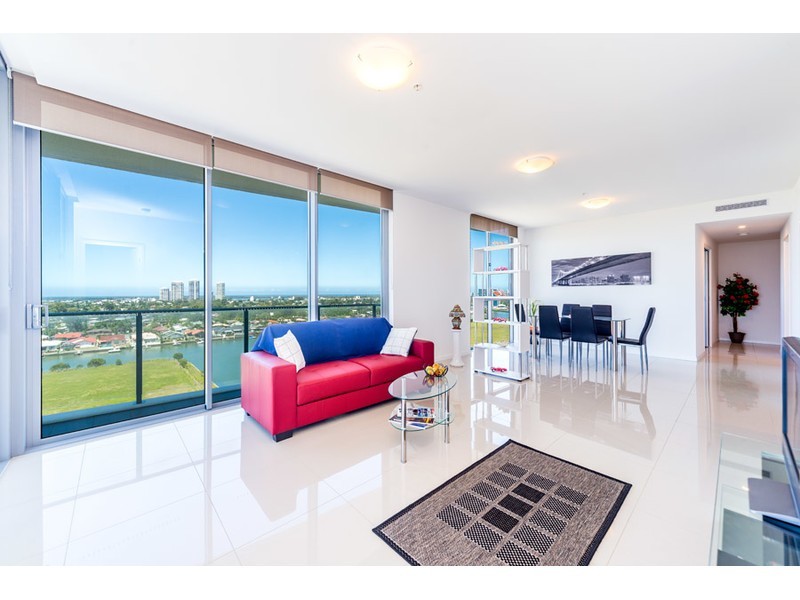 11108/25 East Quay Drive, Biggera Waters QLD 4216