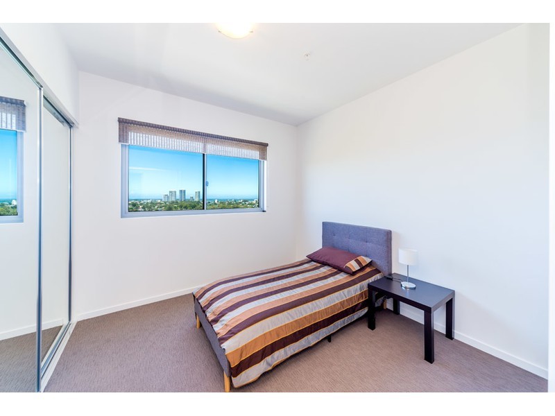 11108/25 East Quay Drive, Biggera Waters QLD 4216