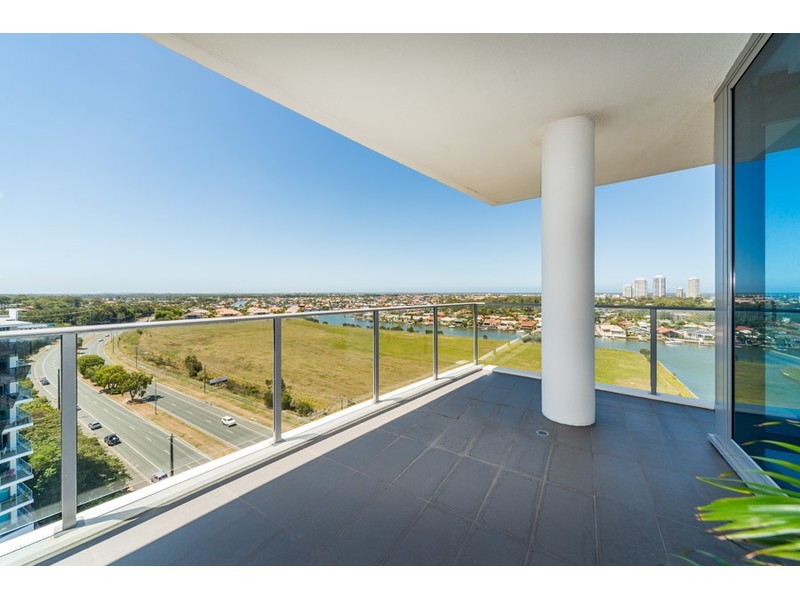11108/25 East Quay Drive, Biggera Waters QLD 4216