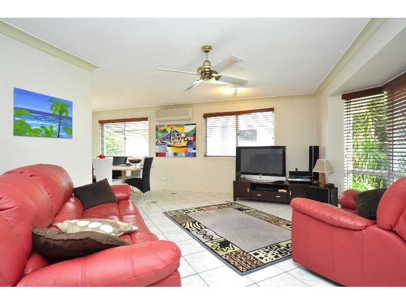 154 Sundance Way, Runaway Bay QLD 4216
