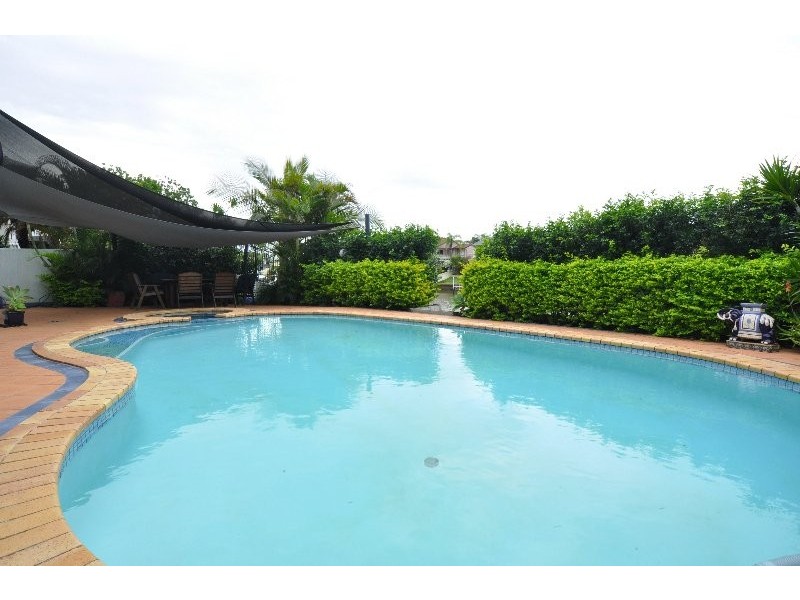 154 Sundance Way, Runaway Bay QLD 4216