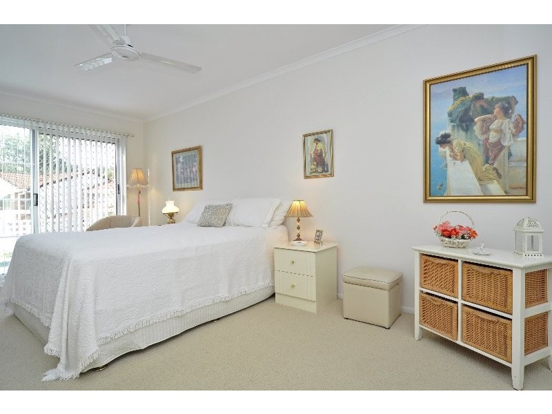 8/27 Rain Tree Glen, Coombabah QLD 4216