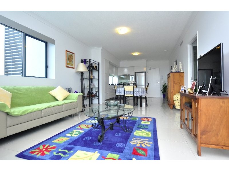 103/2 East Quay Drive, Biggera Waters QLD 4216