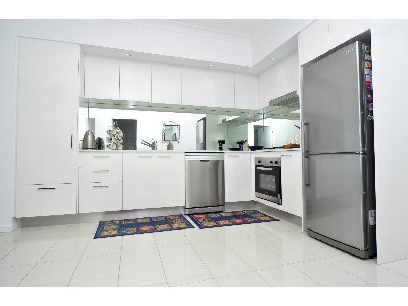 103/2 East Quay Drive, Biggera Waters QLD 4216