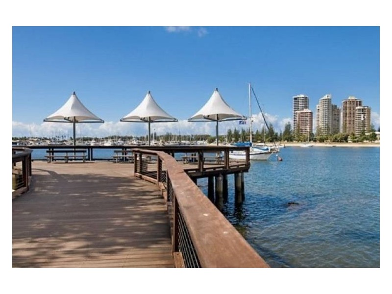 601/2 Barney Street, Southport QLD 4215