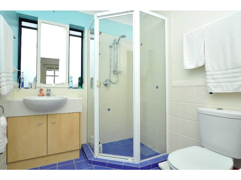 327/392 Marine Parade, Labrador QLD 4215