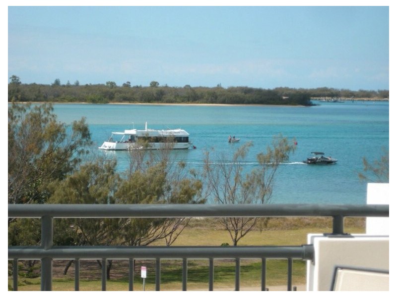 327/392 Marine Parade, Labrador QLD 4215