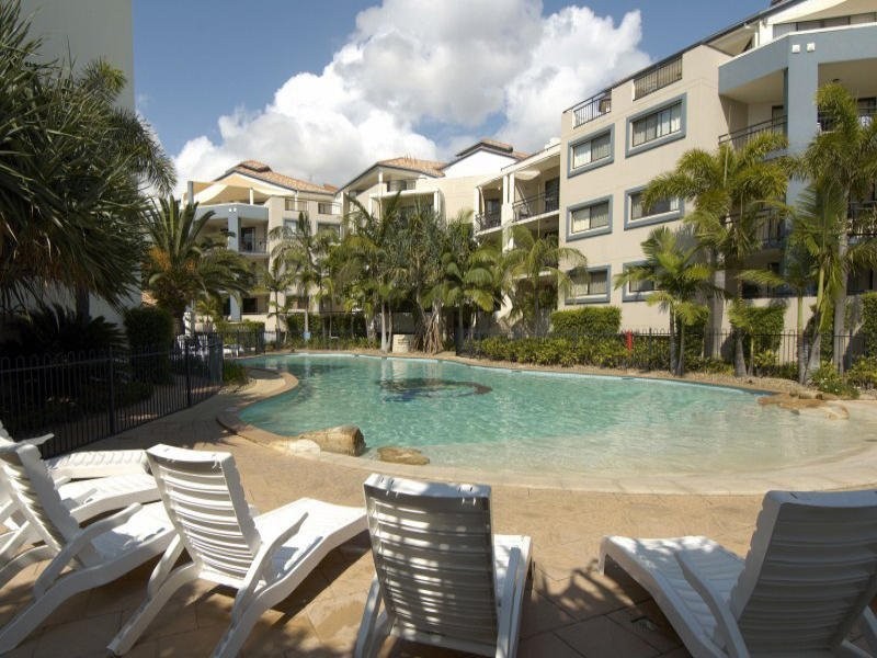 327/392 Marine Parade, Labrador QLD 4215