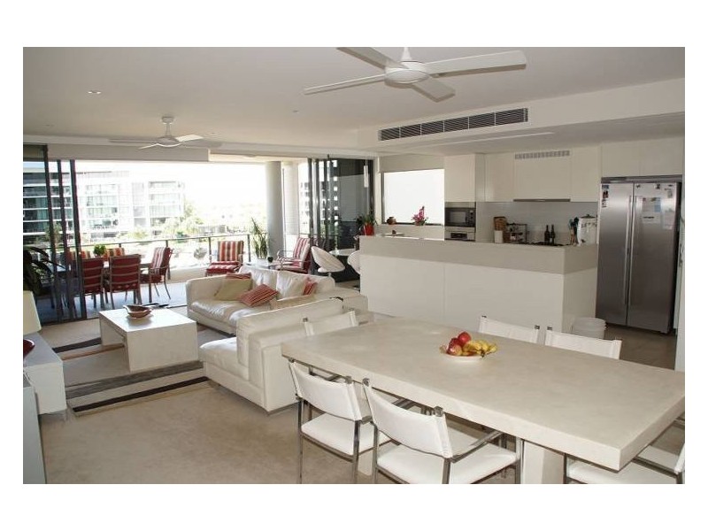 6304/323 Bayview Street, Hollywell QLD 4216