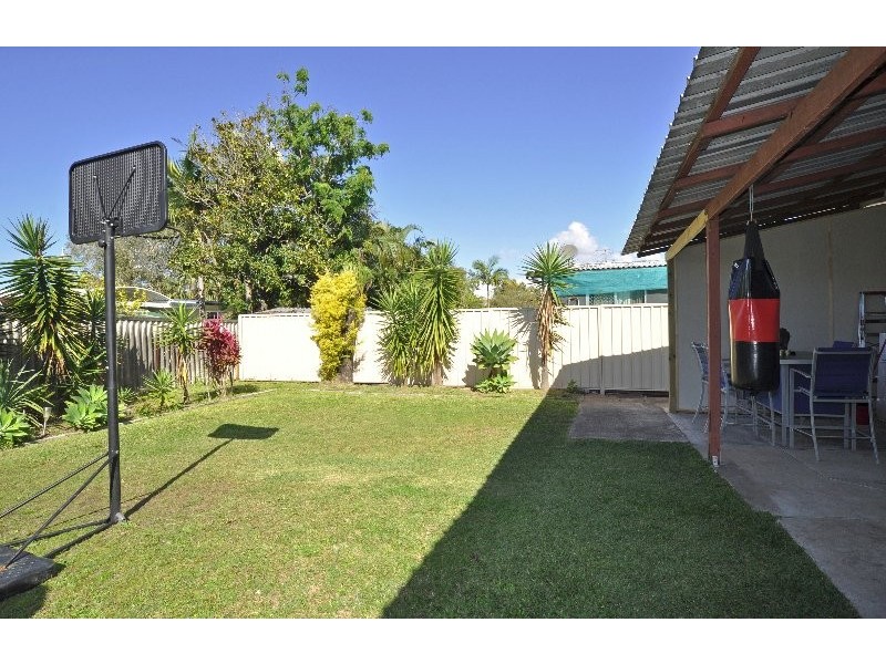 9 Morala Avenue, Biggera Waters QLD 4216