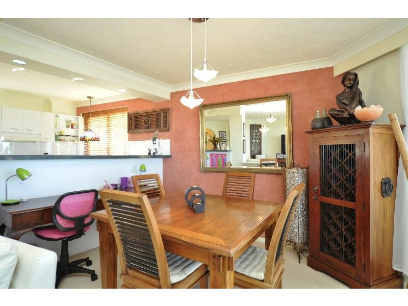 2/524 Marine Parade, Biggera Waters QLD 4216