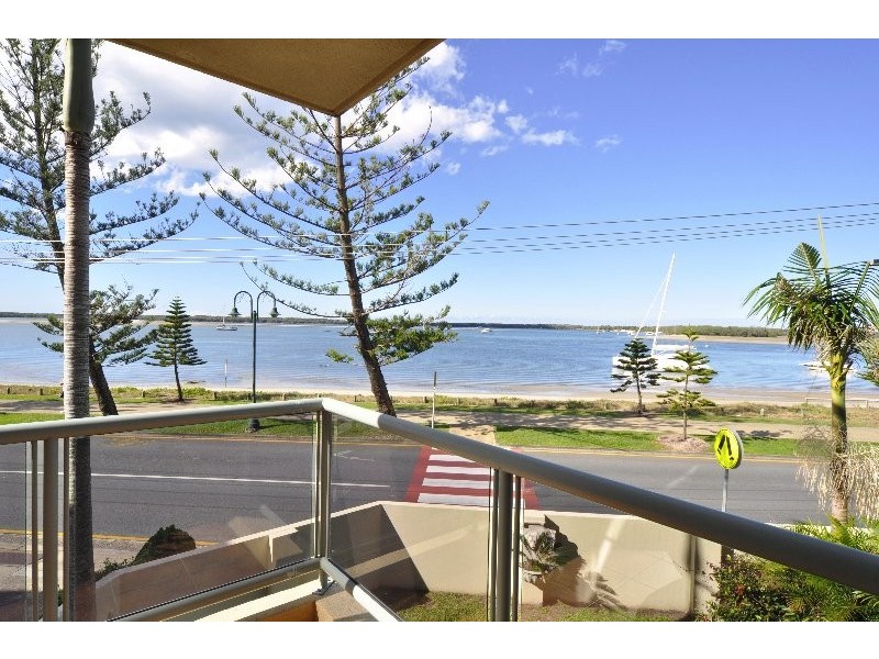 2/524 Marine Parade, Biggera Waters QLD 4216