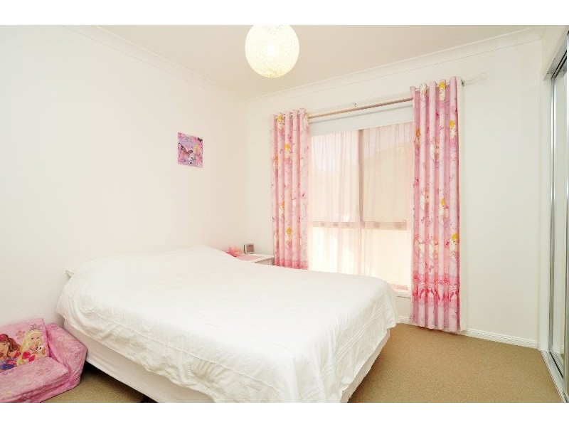 5 Pro Hart Place, Coombabah QLD 4216