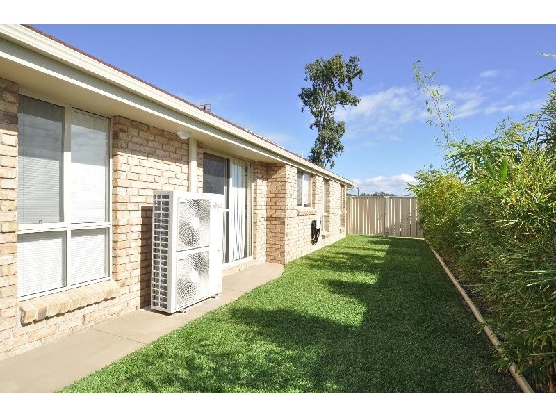 5 Pro Hart Place, Coombabah QLD 4216