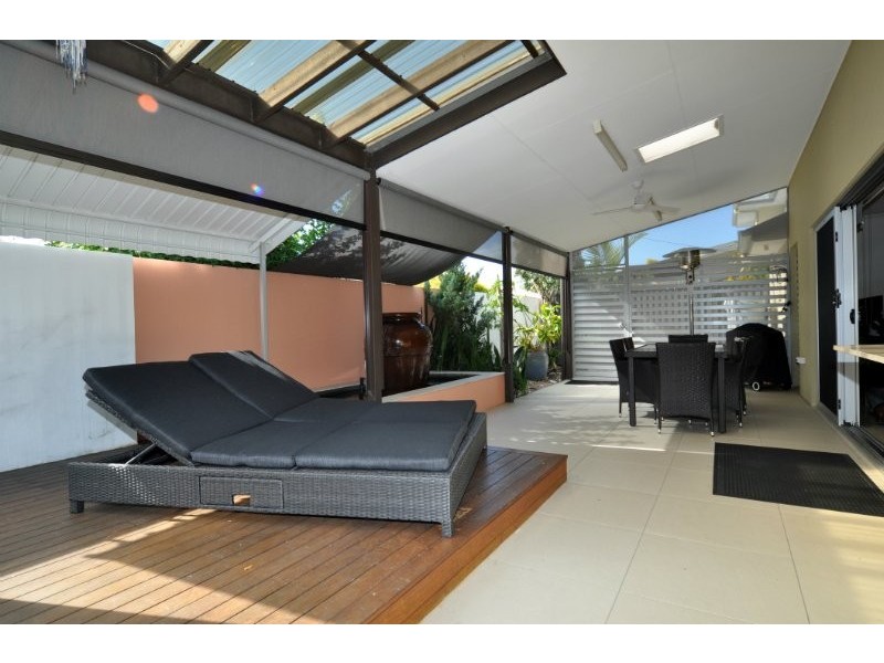 10/411 Oxley Drive, Runaway Bay QLD 4216