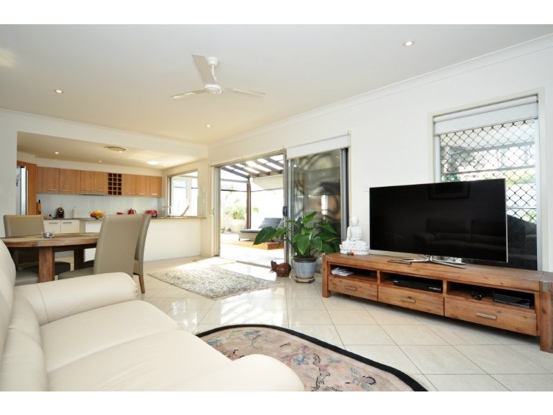 10/411 Oxley Drive, Runaway Bay QLD 4216