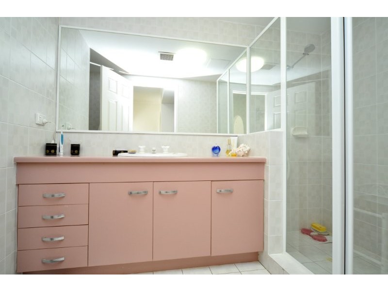 70/1 Lee Road, Runaway Bay QLD 4216