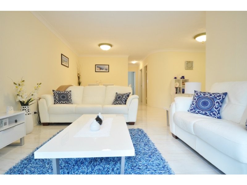 14/9 Bayview Street, Runaway Bay QLD 4216