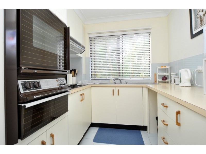 14/9 Bayview Street, Runaway Bay QLD 4216