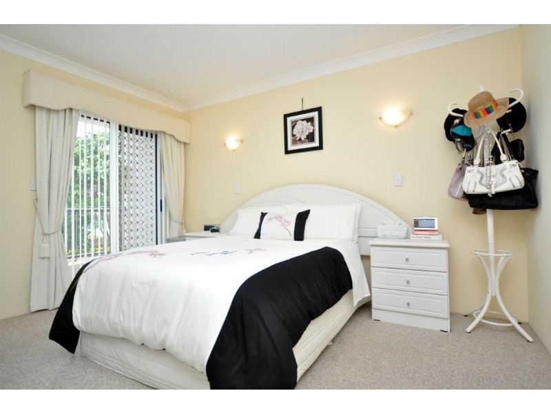 14/9 Bayview Street, Runaway Bay QLD 4216