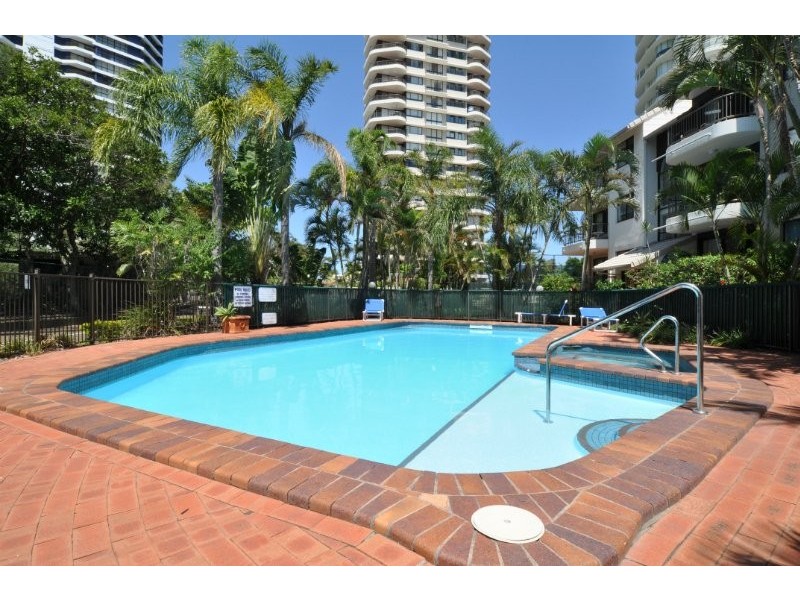 14/9 Bayview Street, Runaway Bay QLD 4216