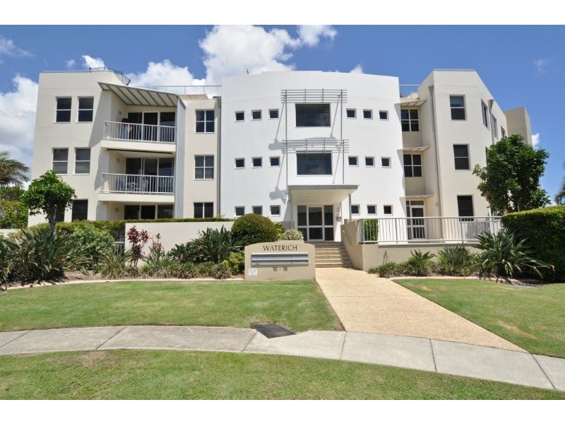 7/16-18 Canal Avenue, Runaway Bay QLD 4216
