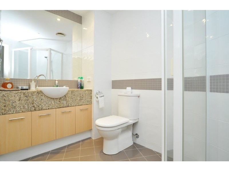 7/16-18 Canal Avenue, Runaway Bay QLD 4216