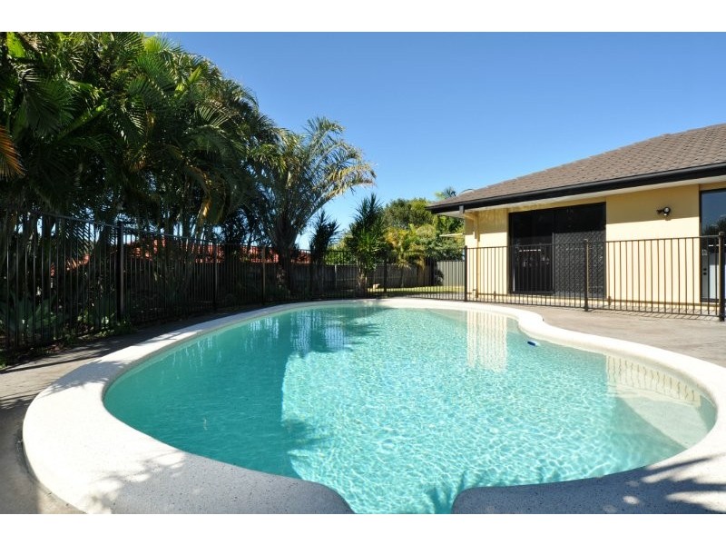 20 Highview Place, Parkwood QLD 4214