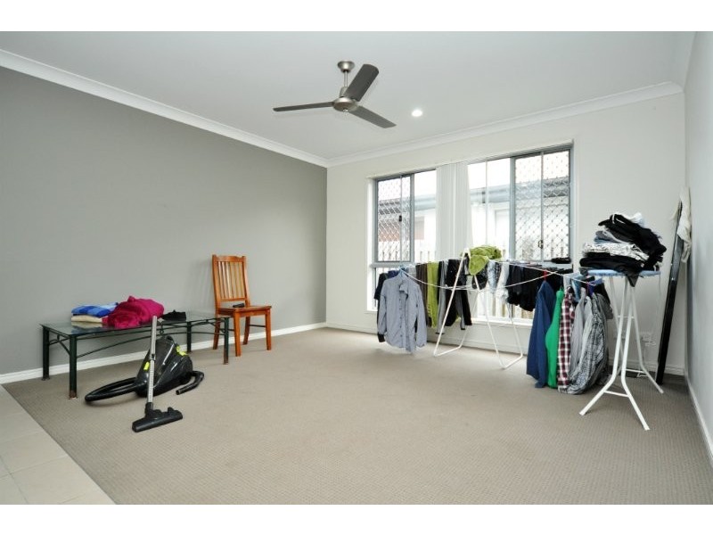 99/19 Santa Barbara Road, Hope Island QLD 4212