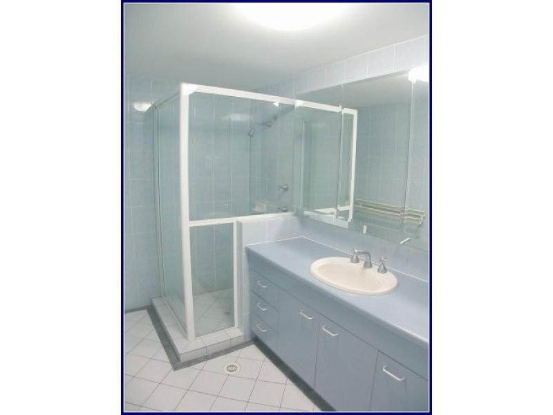 10/75 Morala Avenue, Runaway Bay QLD 4216