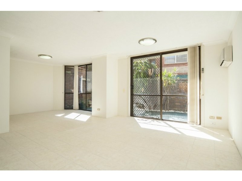 7/51 Bauer Street, Southport QLD 4215