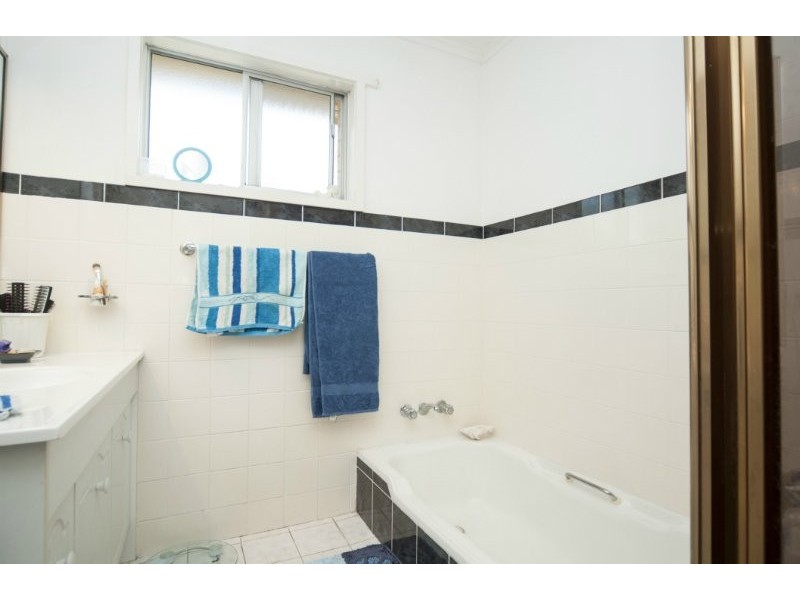 70 Hollywell Road, Biggera Waters QLD 4216