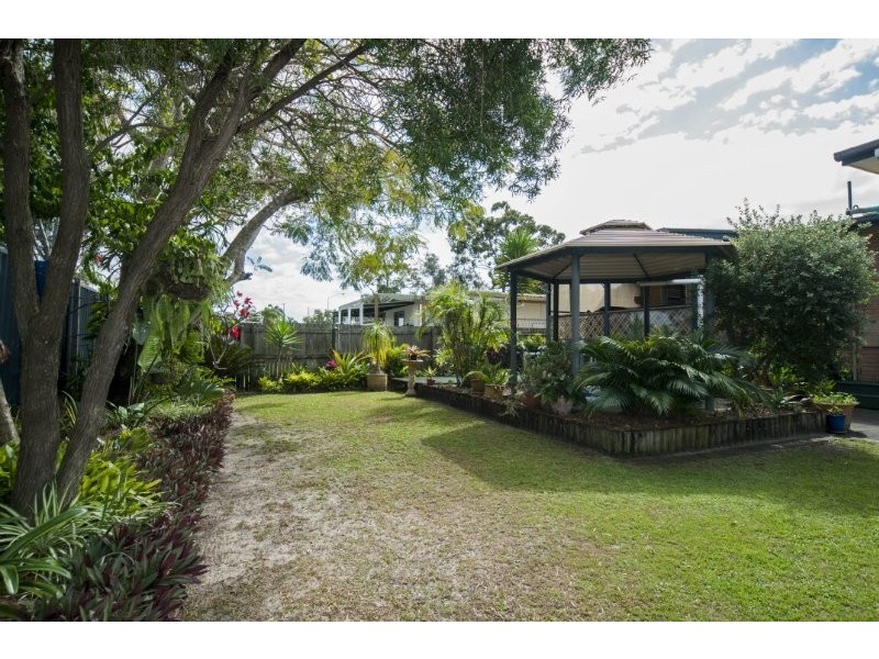 70 Hollywell Road, Biggera Waters QLD 4216