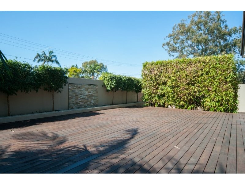 8 Amaroo Street, Biggera Waters QLD 4216