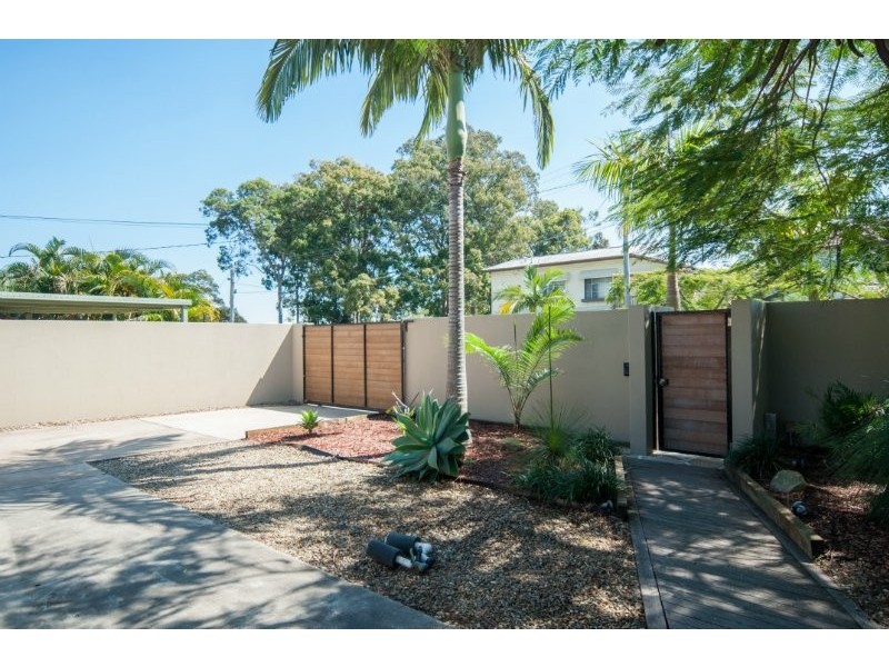 8 Amaroo Street, Biggera Waters QLD 4216