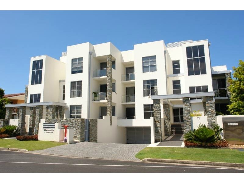 2/27 Madang Crescent, Runaway Bay QLD 4216