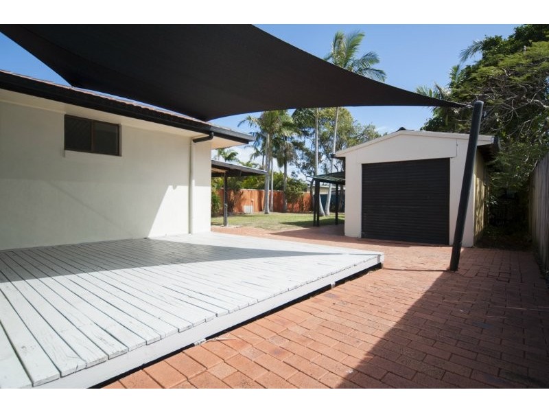 26 Ashgrove Avenue, Runaway Bay QLD 4216