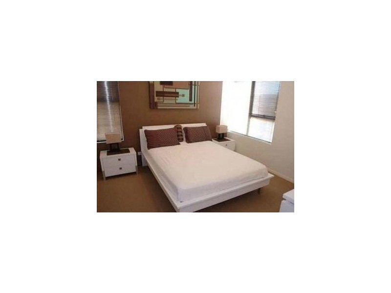 5/2 Oleander Avenue, Biggera Waters QLD 4216