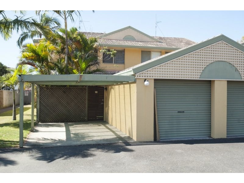 18/469 Pine Ridge Road, Runaway Bay QLD 4216