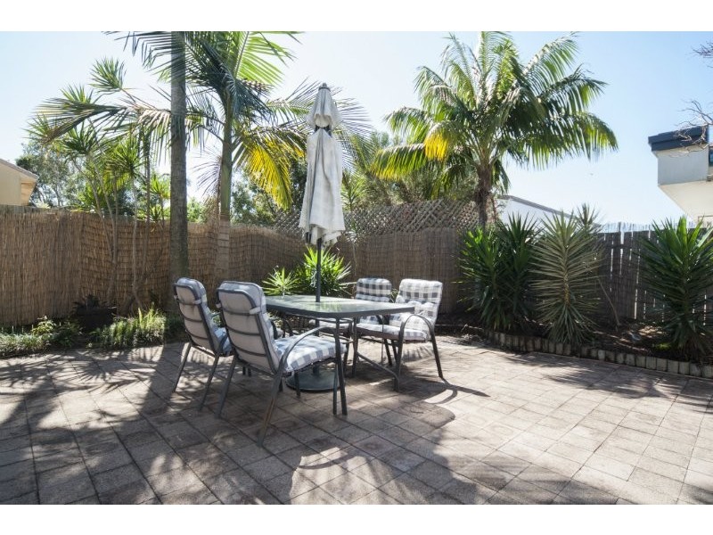 18/469 Pine Ridge Road, Runaway Bay QLD 4216