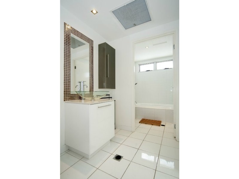 154 Lae Drive, Coombabah QLD 4216