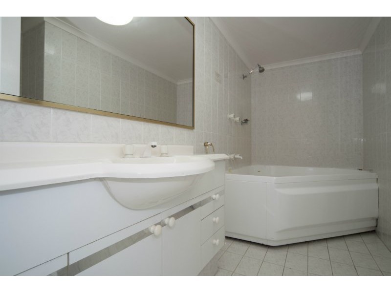 3a/510 Marine Parade, Biggera Waters QLD 4216