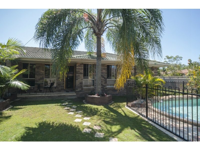 2/1 Sandra Court, Coombabah QLD 4216