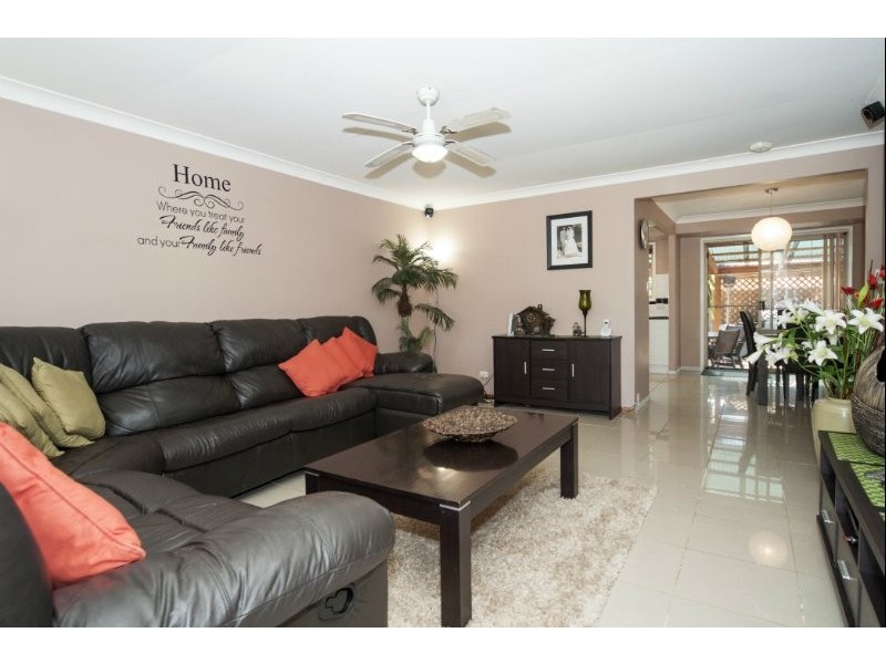 2/1 Sandra Court, Coombabah QLD 4216