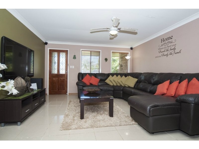 2/1 Sandra Court, Coombabah QLD 4216