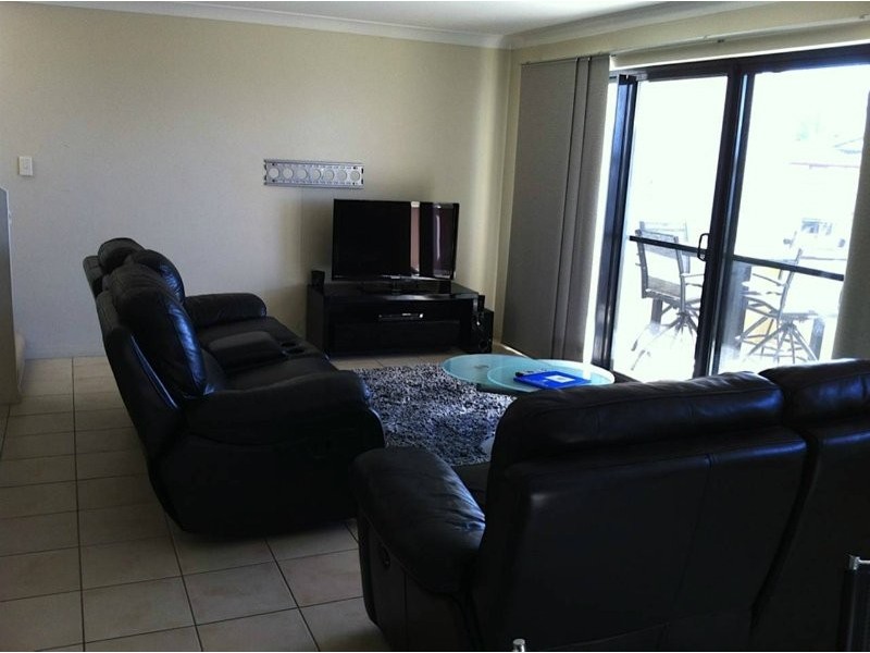 315/392 Marine Parade, Labrador QLD 4215