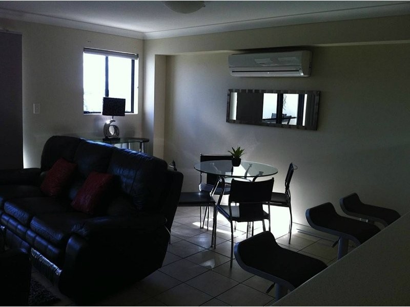 315/392 Marine Parade, Labrador QLD 4215