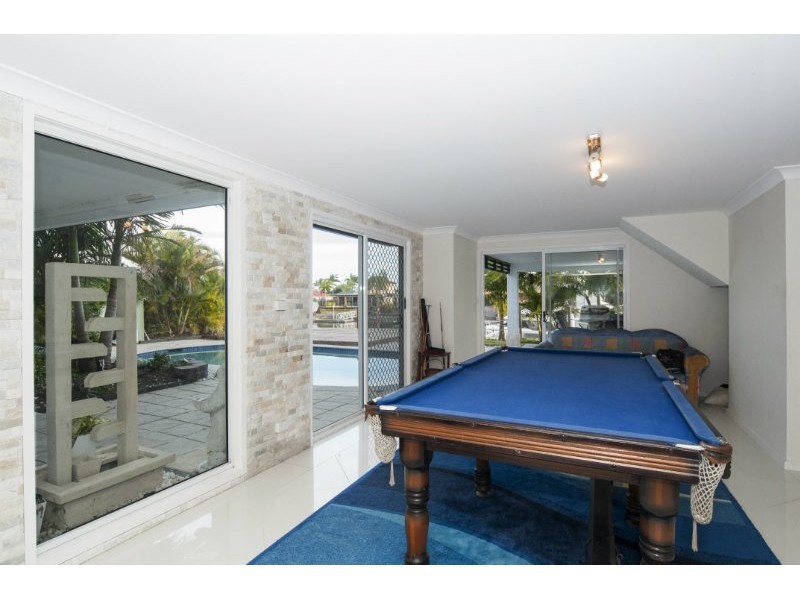 6 Karema Crescent, Runaway Bay QLD 4216