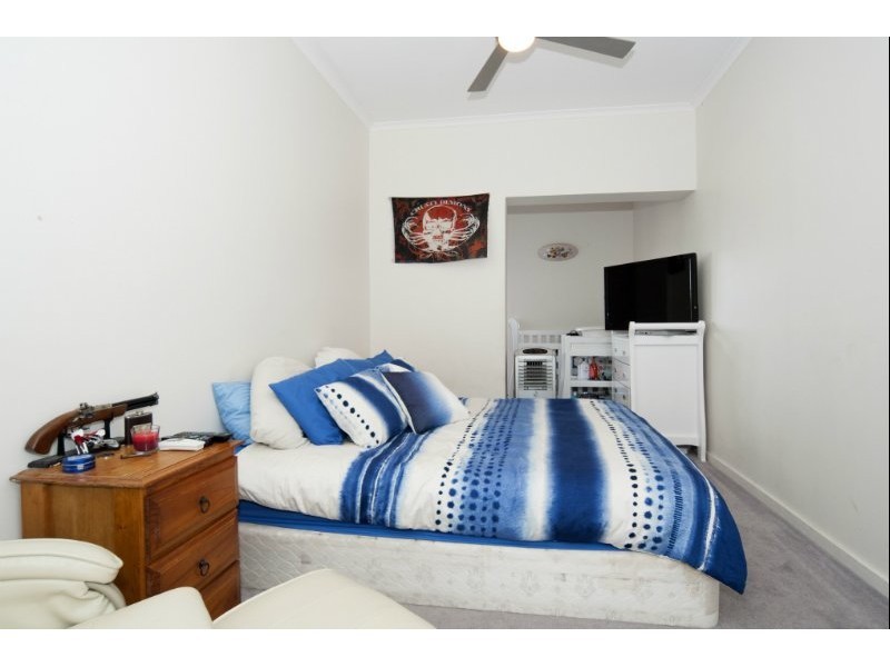 6 Karema Crescent, Runaway Bay QLD 4216