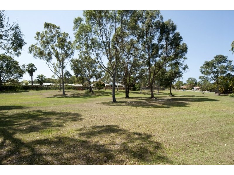 2/75 Kangaroo Avenue, Coombabah QLD 4216